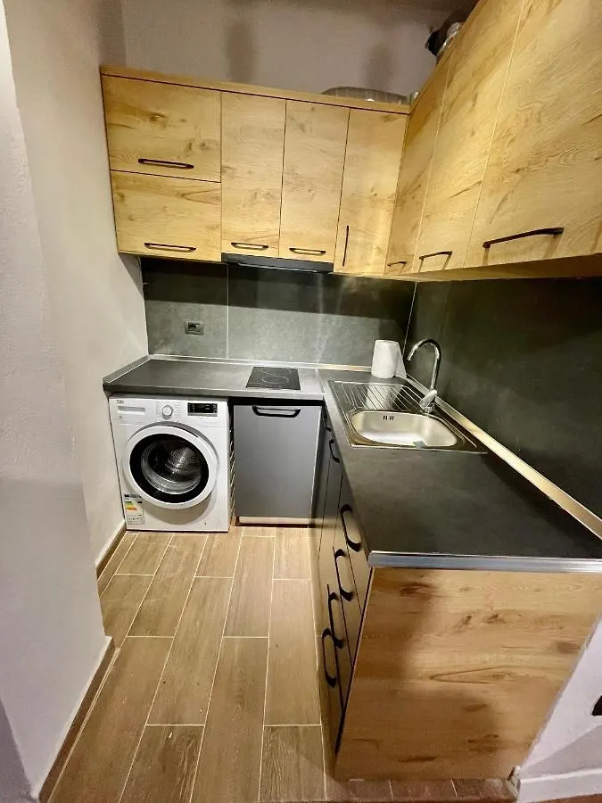 Daire Keon Superb Studio Apartament Tiran